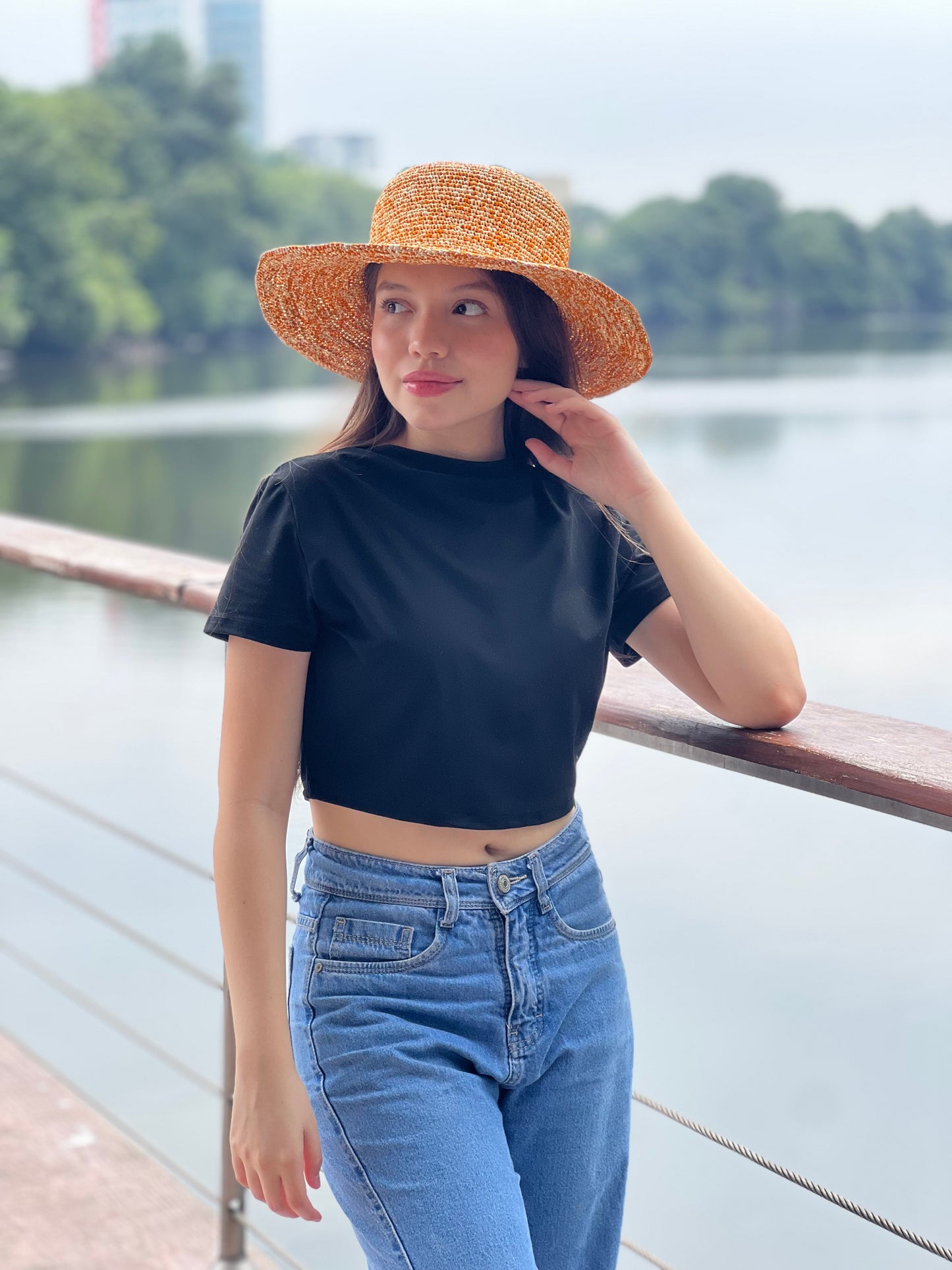 SOMBRERO DE PAJA TOQUILLA TEJIDO A CROCHET NARANJA