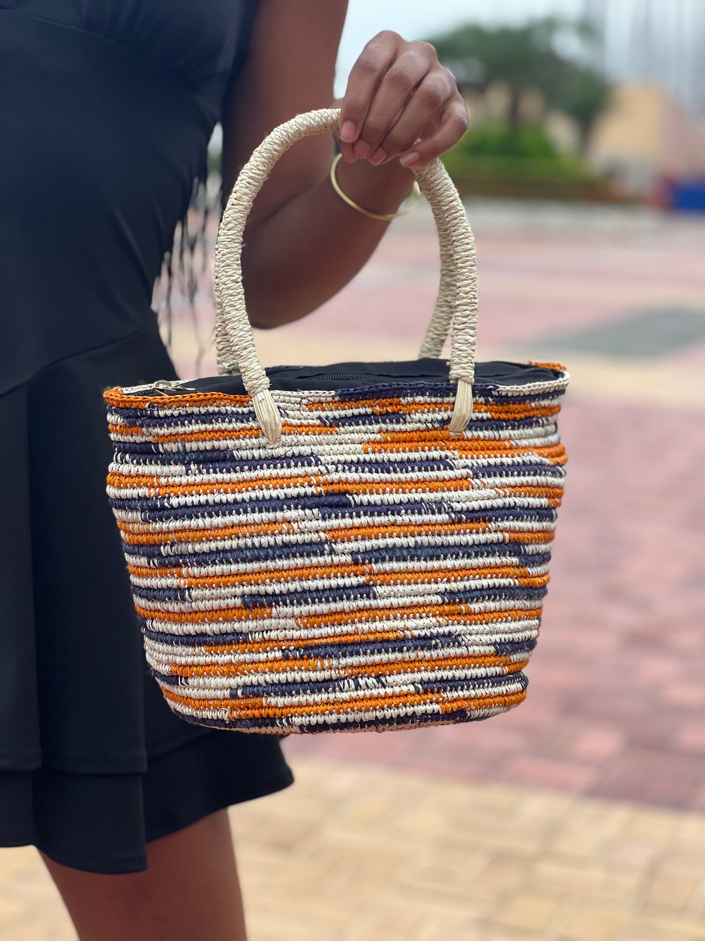 CARTERA CROCHET AGARRADERA PAJA TOQUILLA