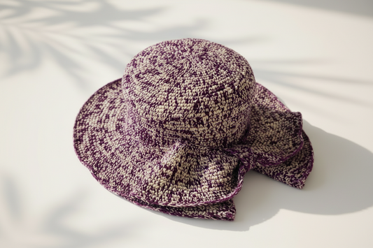 SOMBRERO CROCHET LAZO MORADO