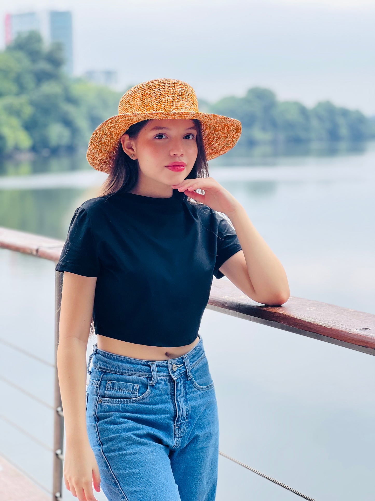 SOMBRERO DE PAJA TOQUILLA TEJIDO A CROCHET NARANJA