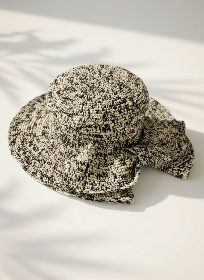 SOMBRERO CROCHET LAZO NEGRO