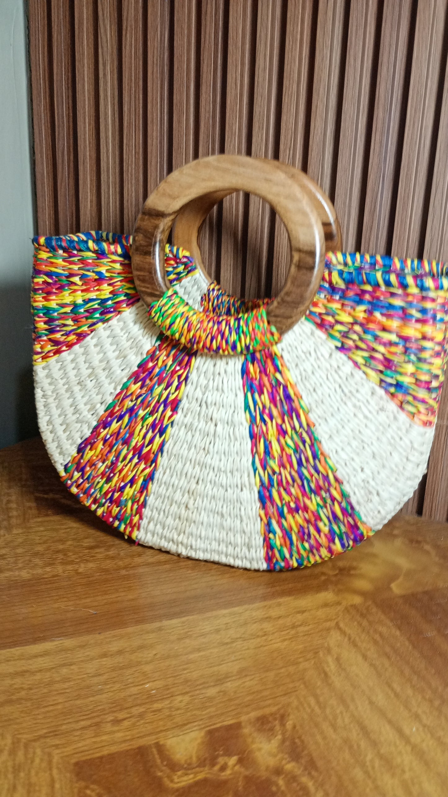 CARTERA MEDIALUNA MULTICOLOR NATURAL