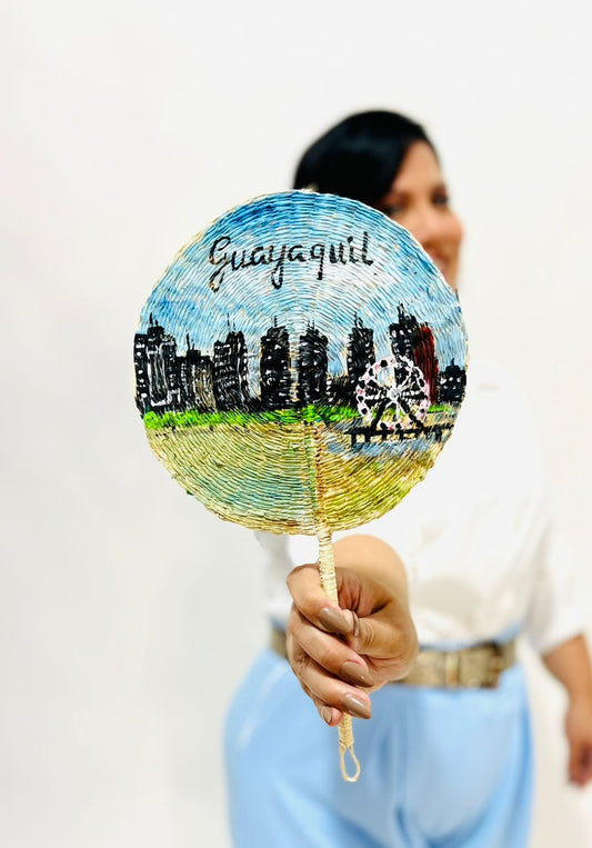 ABANICO GUAYAQUIL NOCTURNO